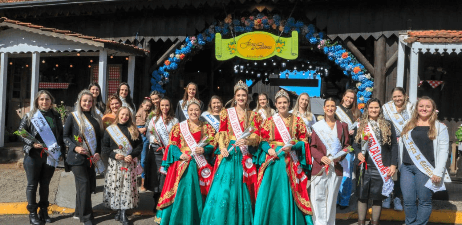 Desfile de Carretas emociona Gramado na Festa da Colônia